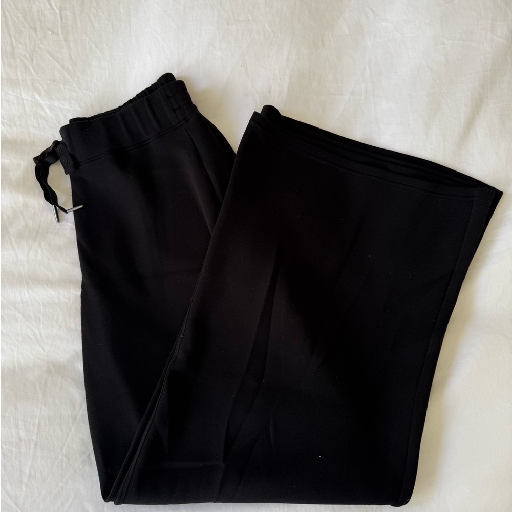 SPANX AirEssentials Wide Leg Pant